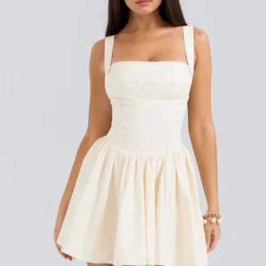 Kurzes Scarlett-Kleid